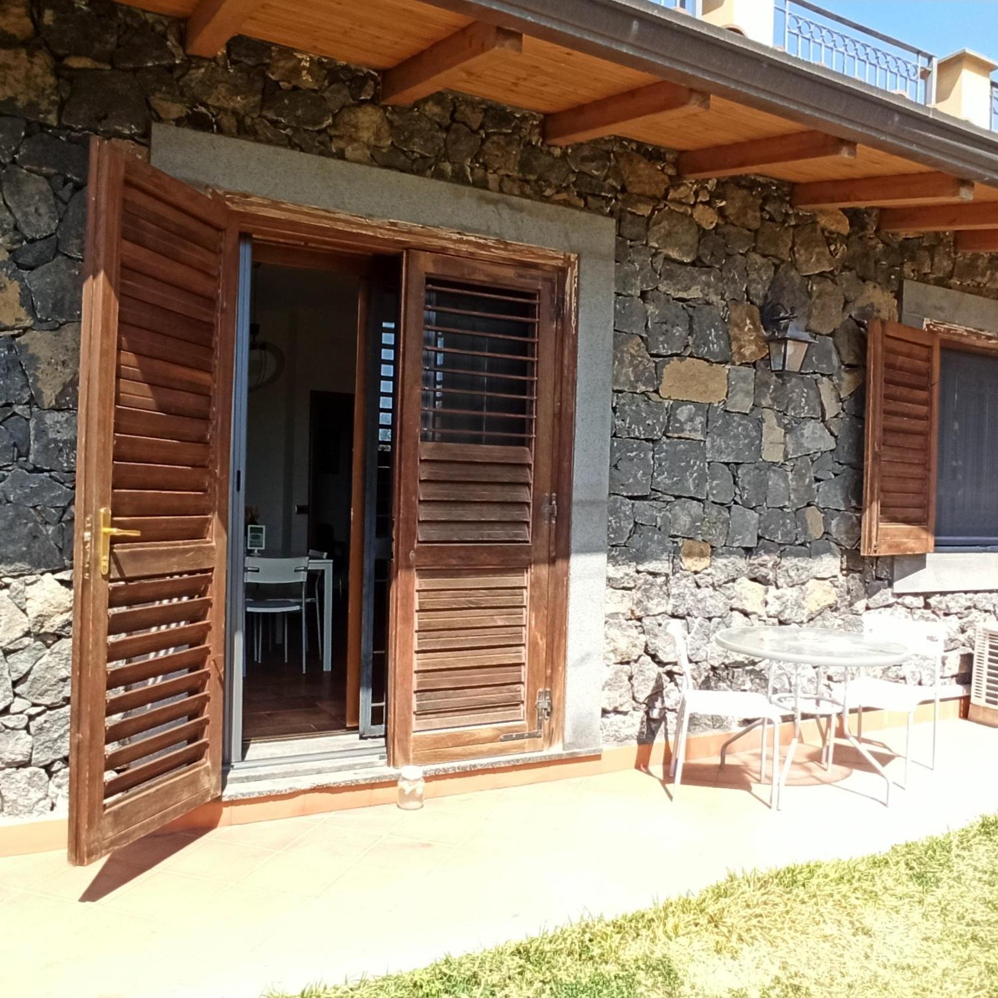 קטאניה La Circumetnea Home חדר תמונה