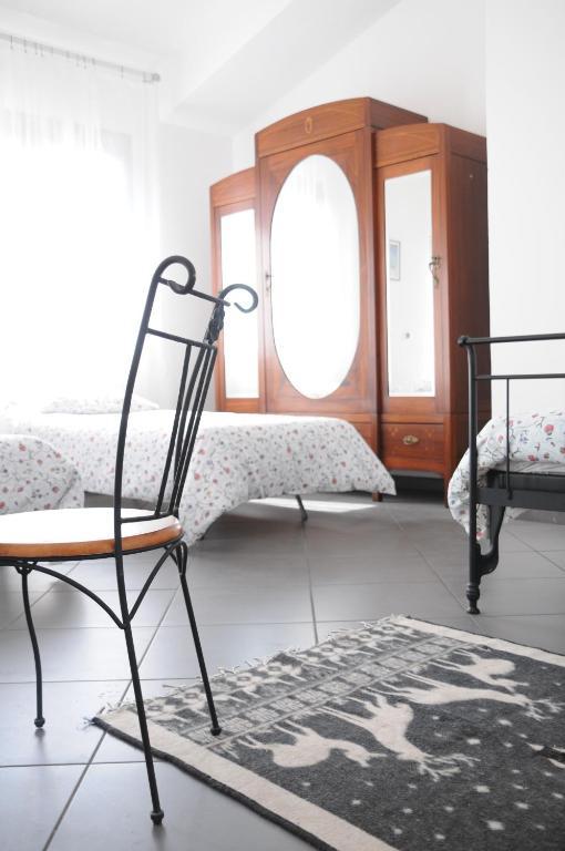 קטאניה La Circumetnea Home חדר תמונה